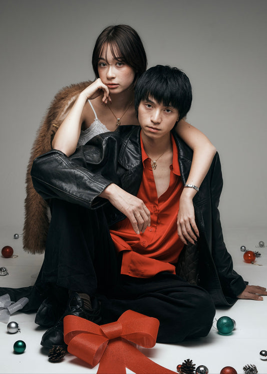 【プレゼントにおすすめ】お得なペアセット Sparkle Charm Necklace