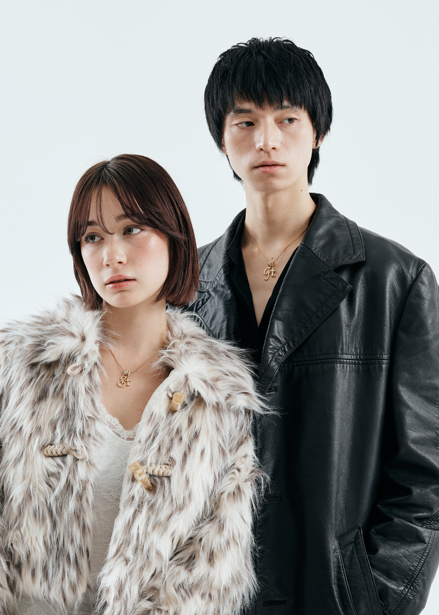 【プレゼントにおすすめ】お得なペアセット Sparkle Charm Necklace