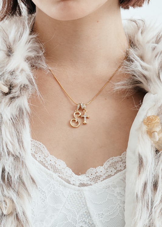 人気No,2　Sparkle Charm Necklace