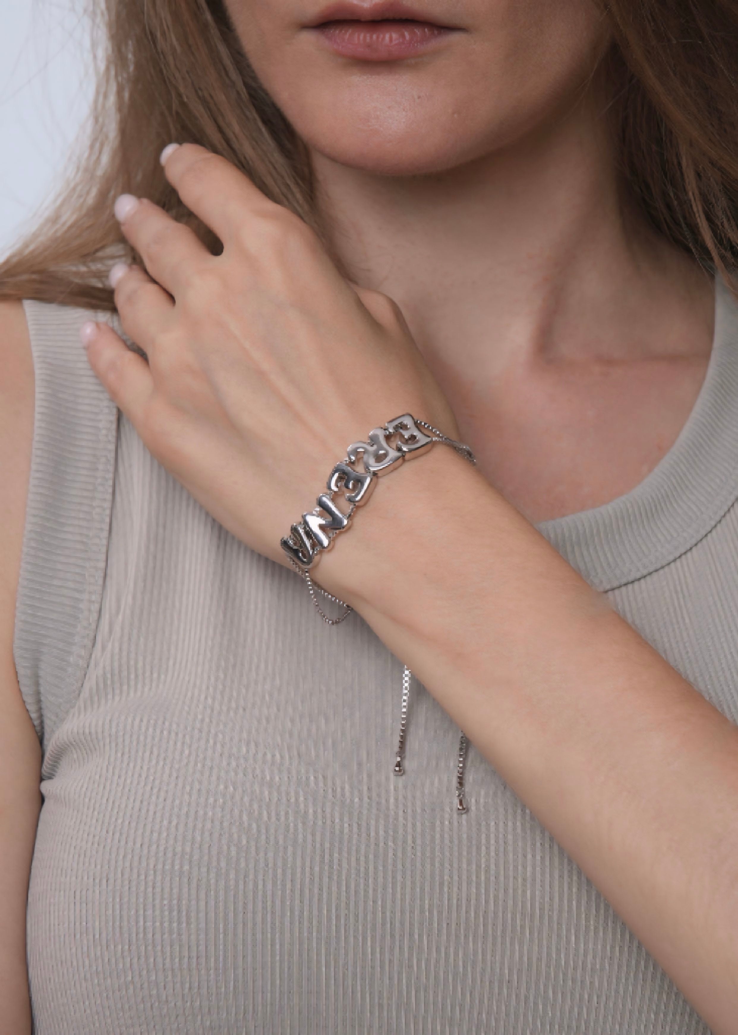 Letter Link Bracelet – núa